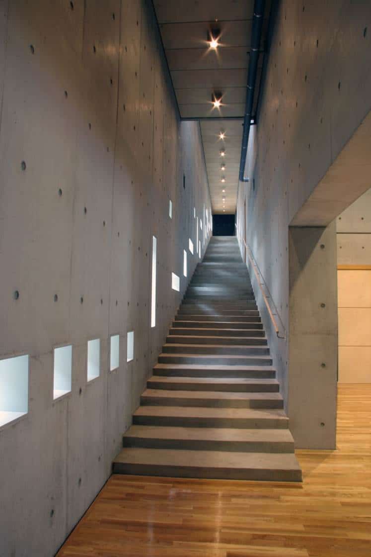 탄탄스토리하우스 의 계단