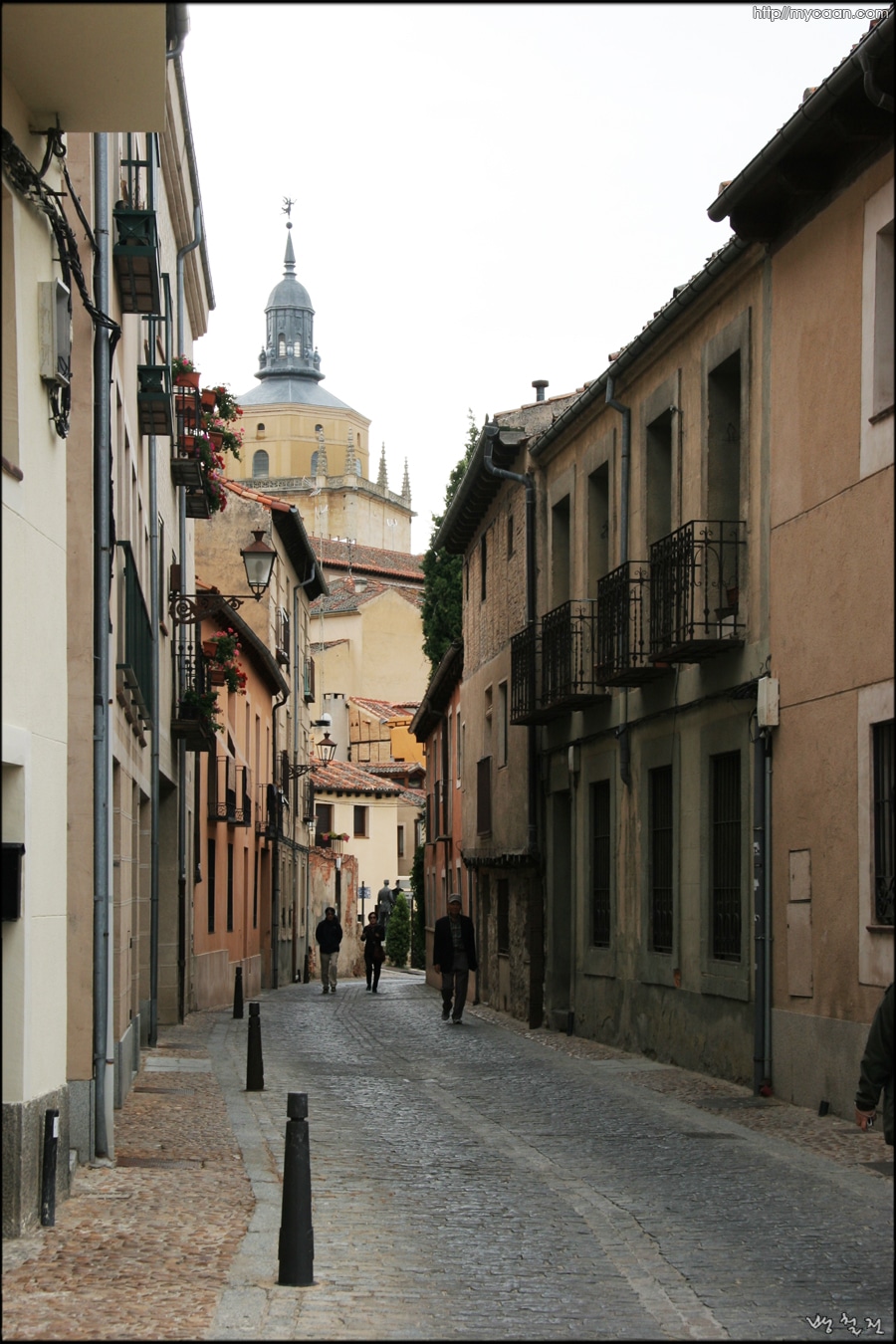 구도시  골목의 모습