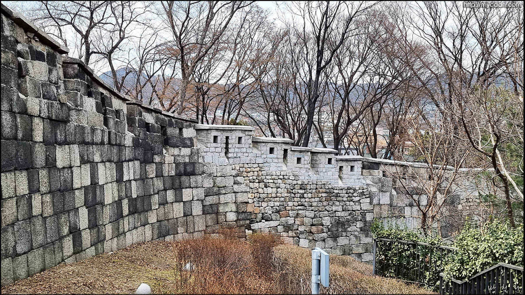 혜화문 부근 낙산 성곽